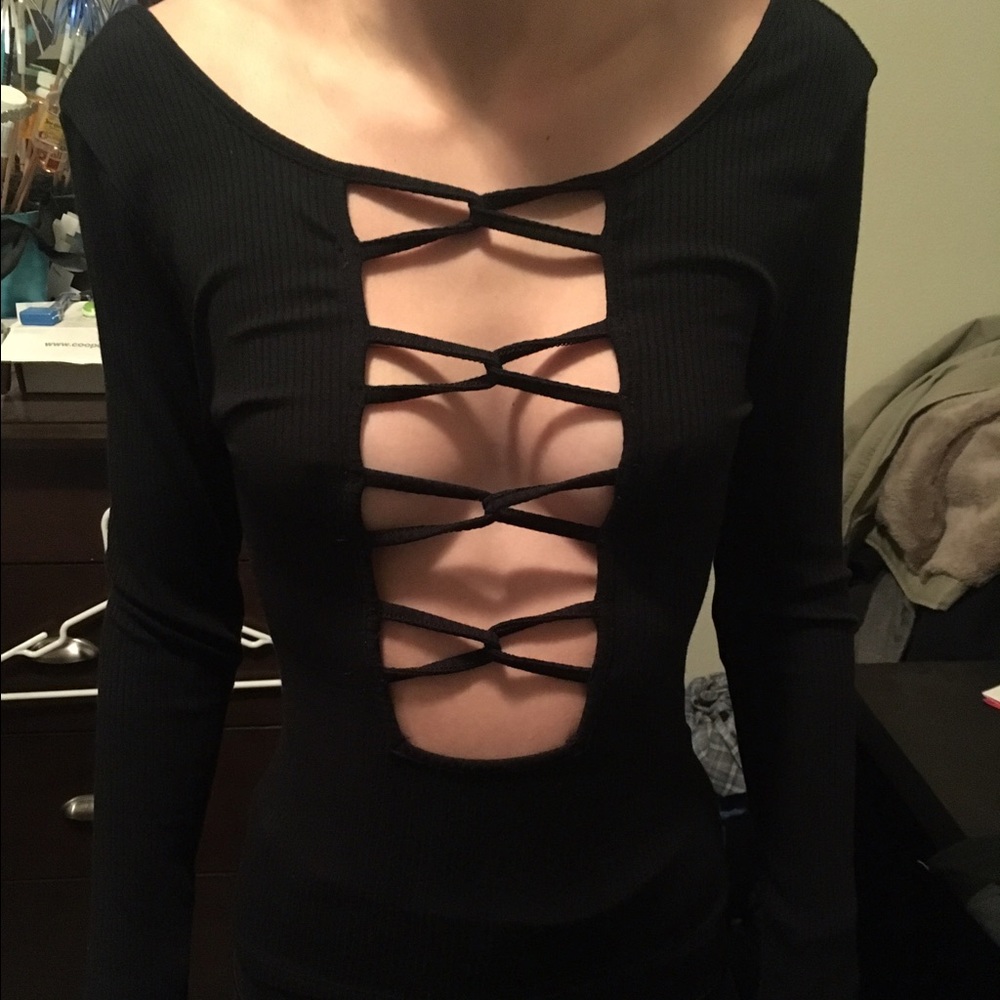 NWT LF Black Long Sleeve Cut Out Top