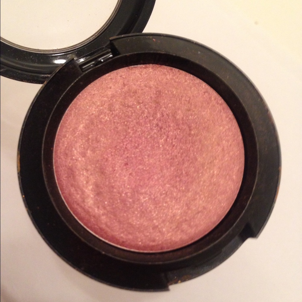 MAC "ROSE BULLION" RICHMETAL HIGHLIGHTER