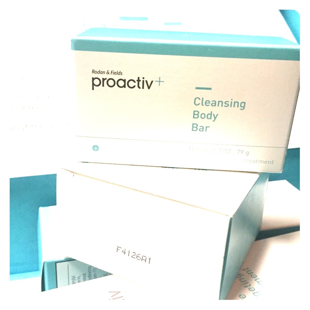 🎈MUST-GO SALE🎈Proactiv+ Cleansing Body Bar
