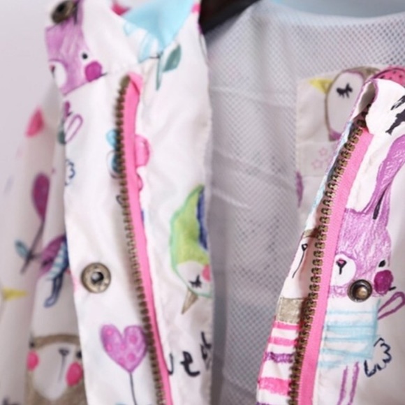 🚫SOLD🚫Animal Graffiti Jacket - Picture 3 of 5