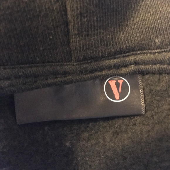 VLONE STAPLE HOODIE LARGE - Picture 3 of 4