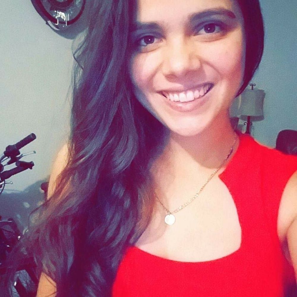 Meet your Posher, Alexis