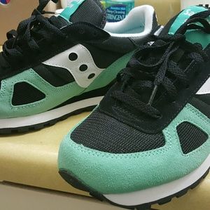 Saucony shadow