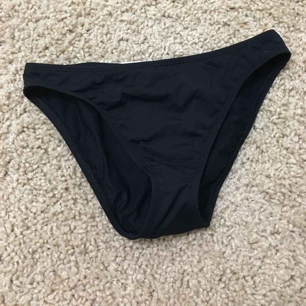 Black bikini bottoms