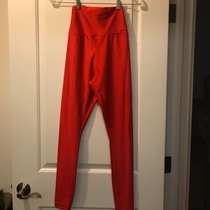 AMERICAN APPAREL high wasted shiny red leggings