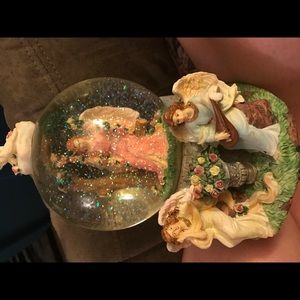 Beautiful Angel Snow Globe