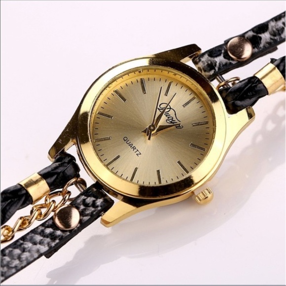 😍😍SOLD layered band watch white and gold - Picture 2 of 3