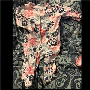 Baby girls 3 mo carters floral pjs footies