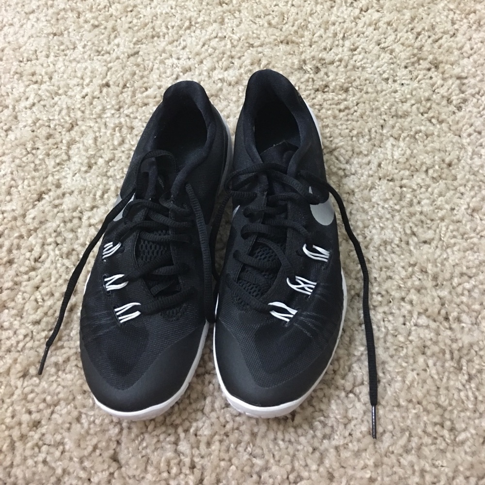 Black and white nike shoes