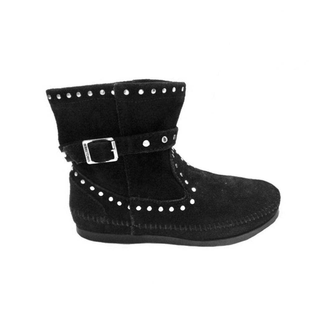 Minnetonka Rare Studded Strap Boots