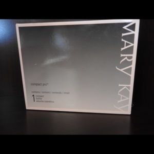 Mary Kay Compact Pro