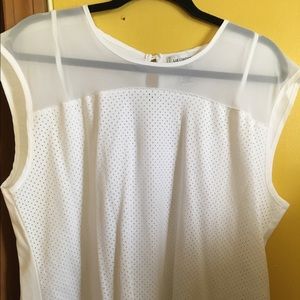 Liz claiborne white mix media top