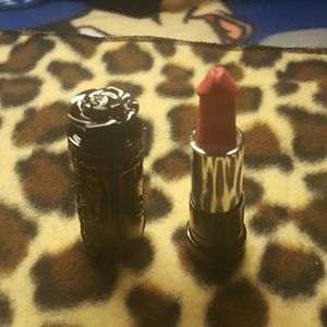 NEW! VAMPIRE'S KISS