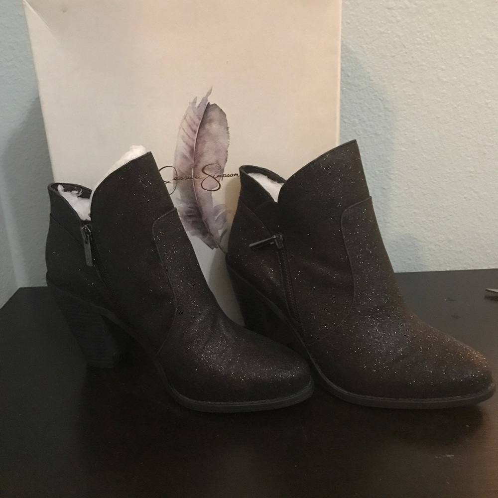 SOLD Black Dusty Glitter Bootie - Picture 2 of 3