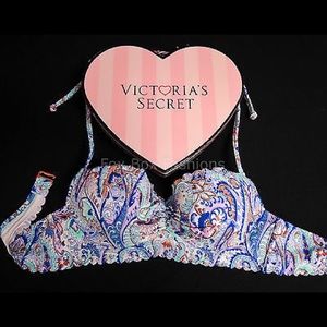 Victorias Secret scalloped swim top - Blue paisley
