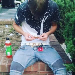 Meet your Posher, Robert