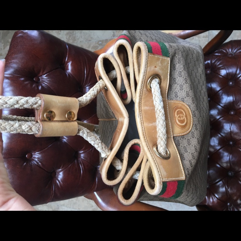 Rare Authentic Vintage Gucci Upright Duffle Bag - Picture 5 of 8