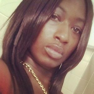 Meet your Posher, Lena