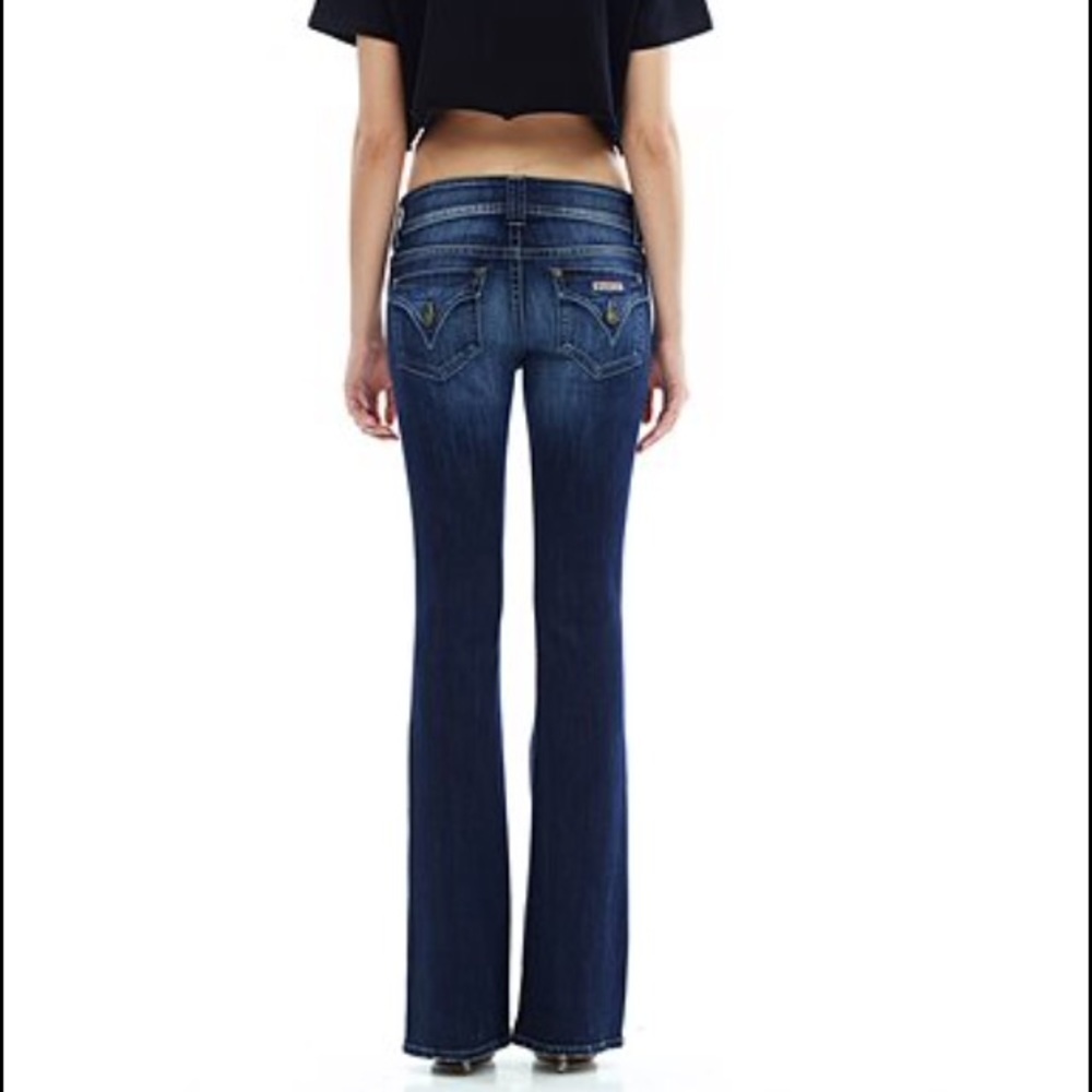 Size 28 Signature Boot HUDSON jeans! Beautiful!