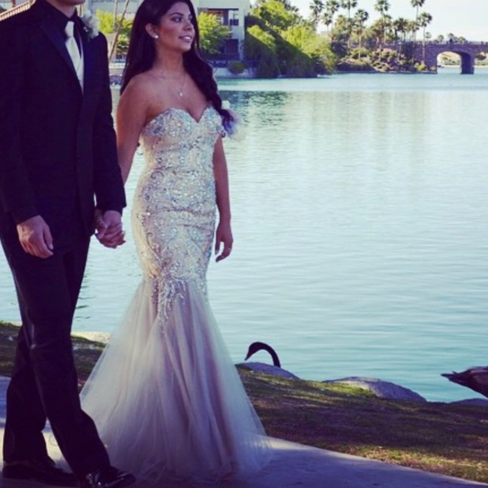 Prom dress