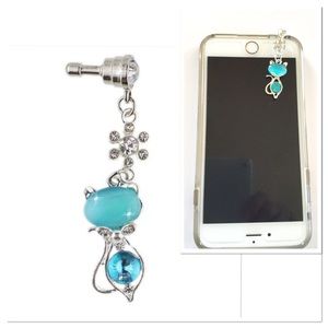 Accessories - Crystal IPhone Earphone Plug Accessories - Crystal IPhone Earphone Plug