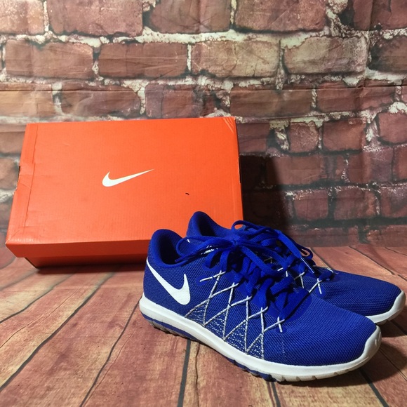 Nike Shoes - NIKE flex fury running shoes