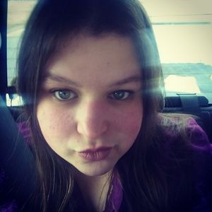 Meet your Posher, Tabitha