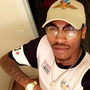 Meet your Posher, Wayne