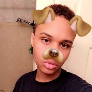 Meet your Posher, Adam