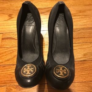 Tory Burch wedge size 8.5