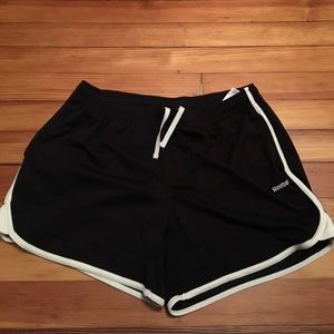 Reebok Size Medium Black Play Dry Shorts