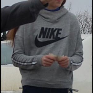 Big comfy Nike sweatshirt