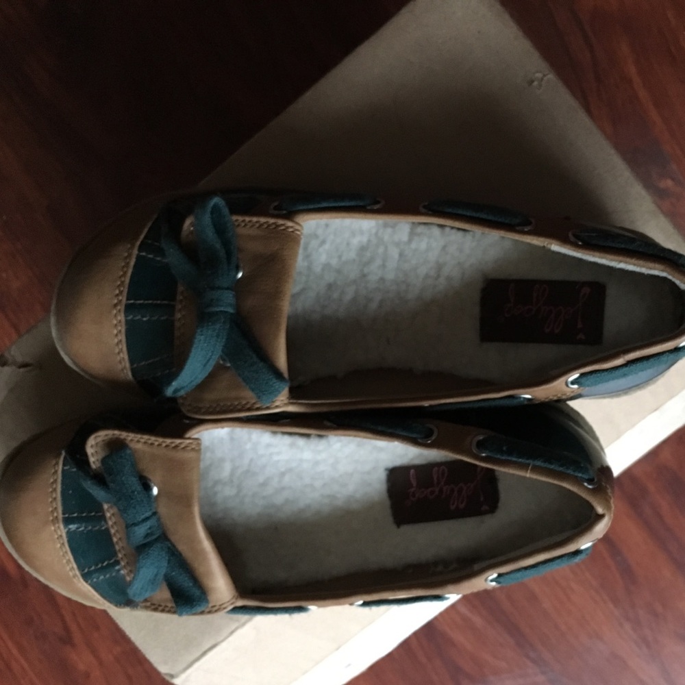 Like new jellypop skimmer duck shoe