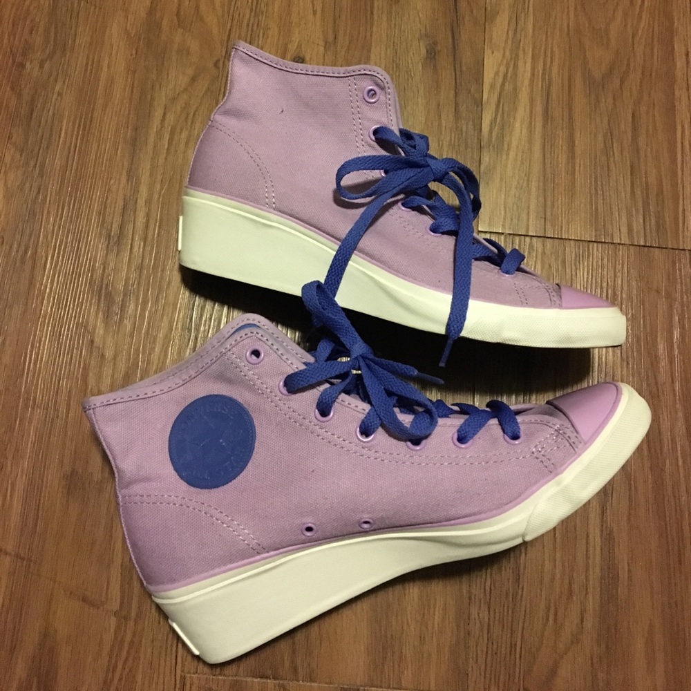 Platform Converse Sneakers