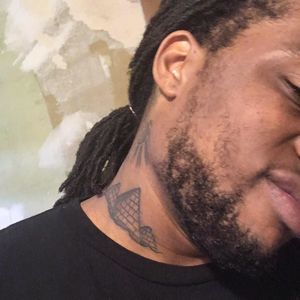 Meet your Posher, Denecio