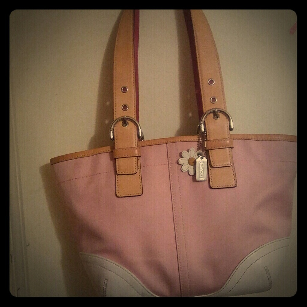 Beautiful Coach bag **\sold**\\*