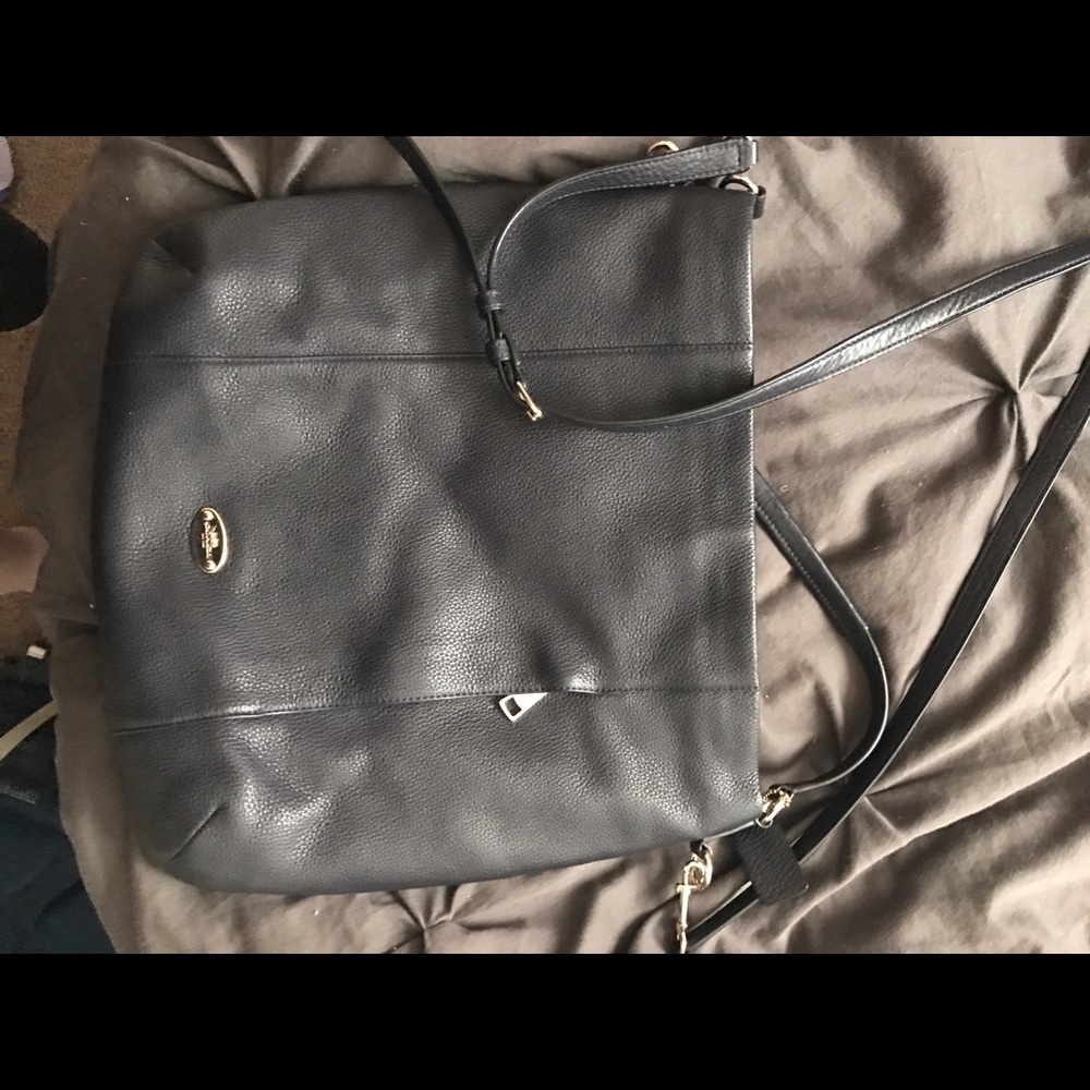 Navy blue coach cross body!
