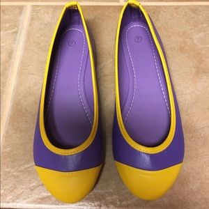 Women's flats