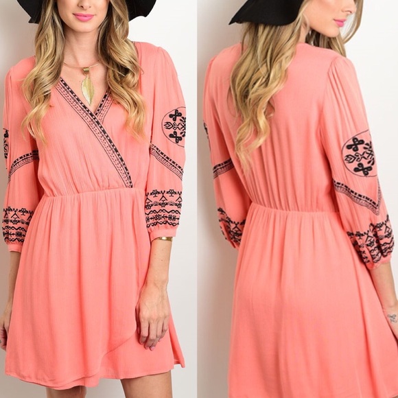 ✨ LAST 3!✨Coral Dreams Dress S M L - Picture 2 of 3