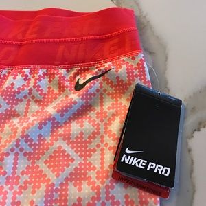 Nike Pro leggings