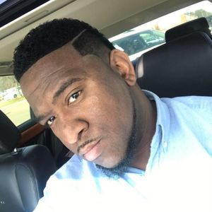 Meet your Posher, Dennis