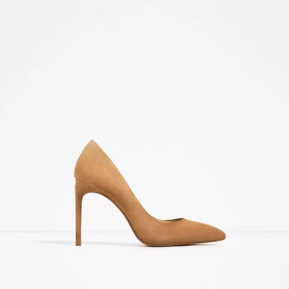 Tan suede Zara heels with Gold detail.