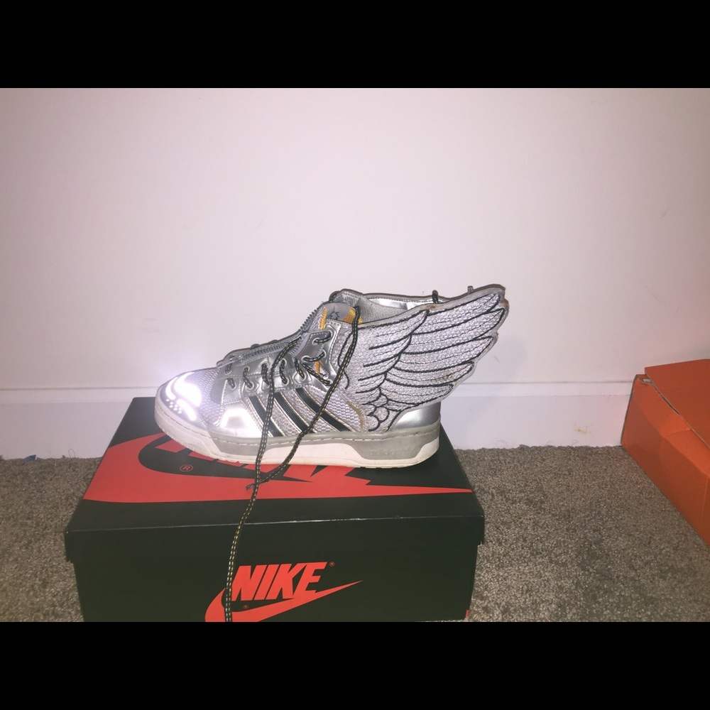 Silver Jeremy Scott Foil Wings