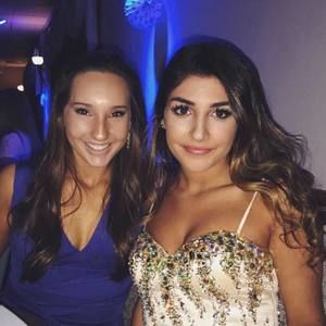 Meet your Posher, Alexis