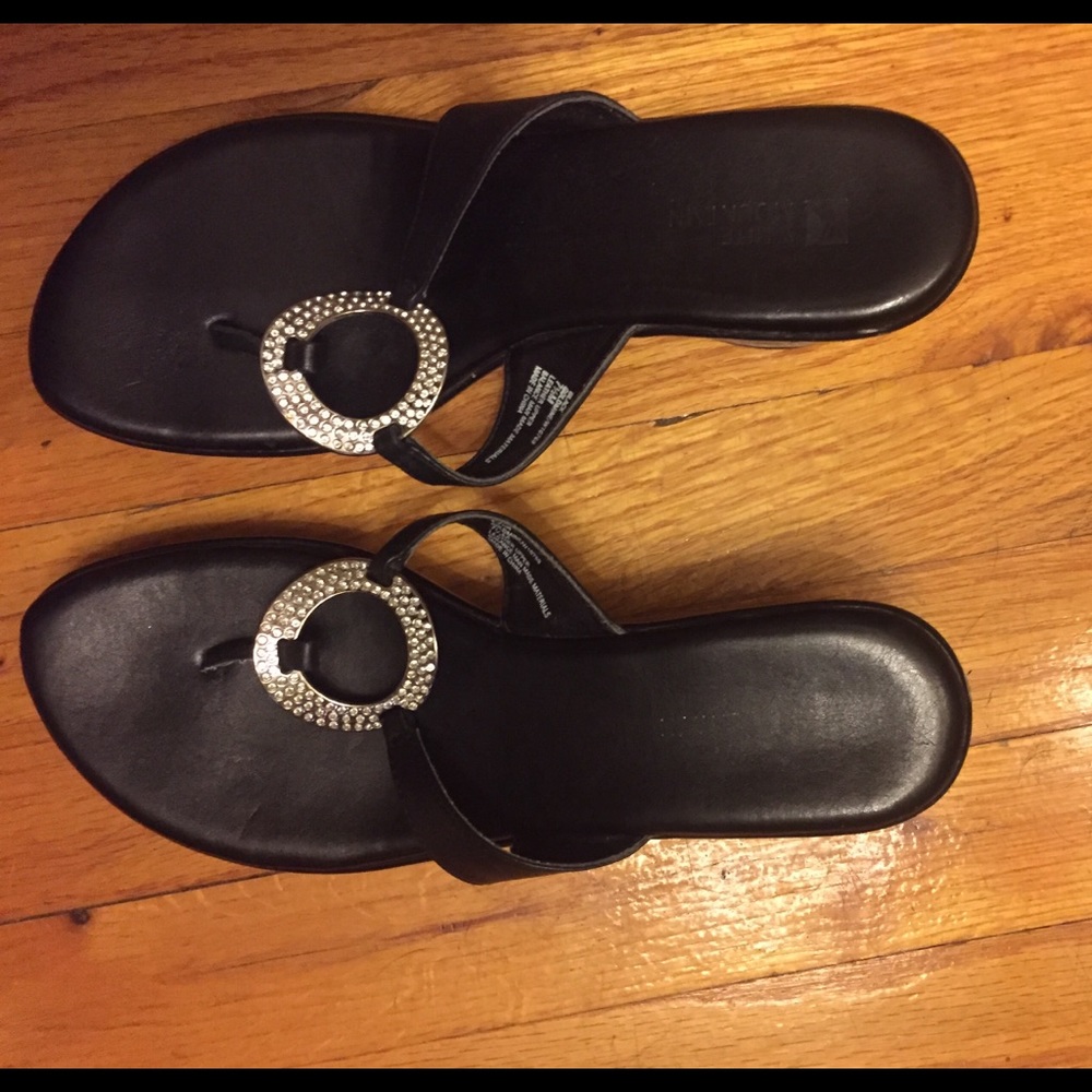 White mountain sandals