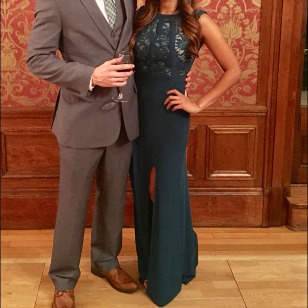 HP‼️🎉 Evergreen long formal or prom dress
