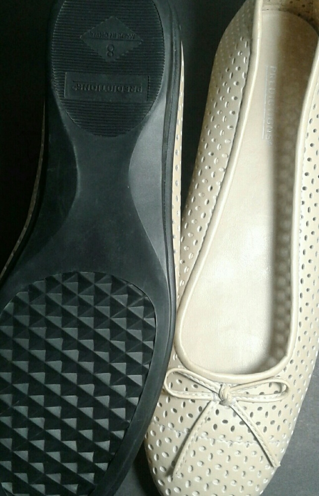 🌺 SOLD 🌺 PREDICTION Flats - Picture 2 of 7