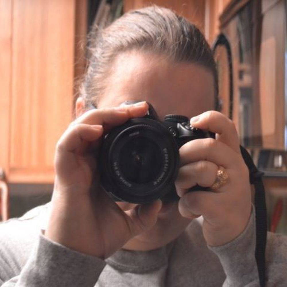 Meet your Posher, April
