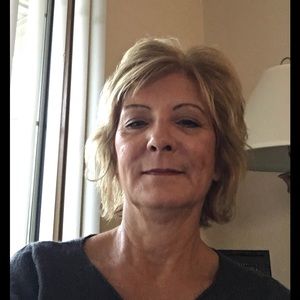 Meet your Posher, Pam