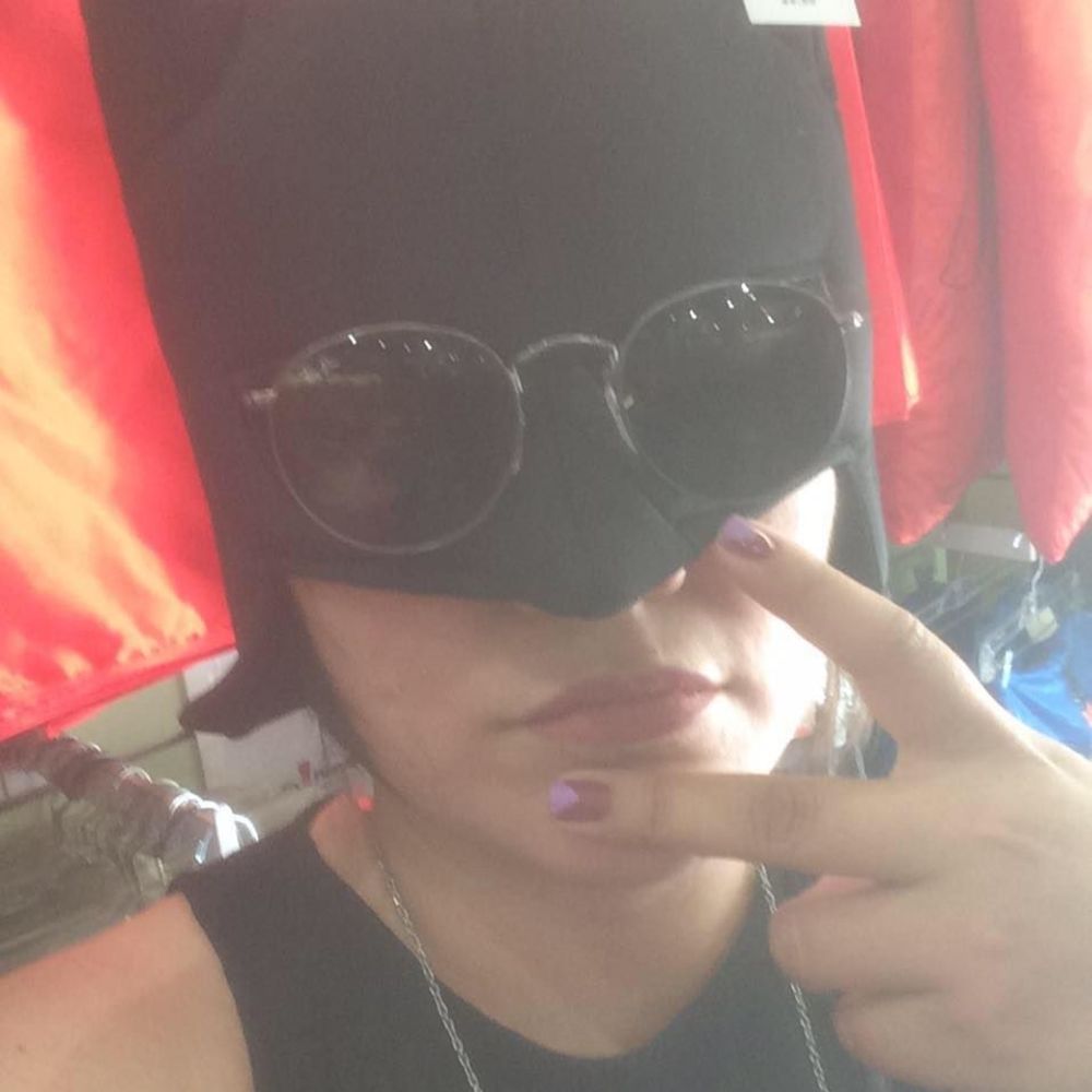 Meet your Posher, Fersita